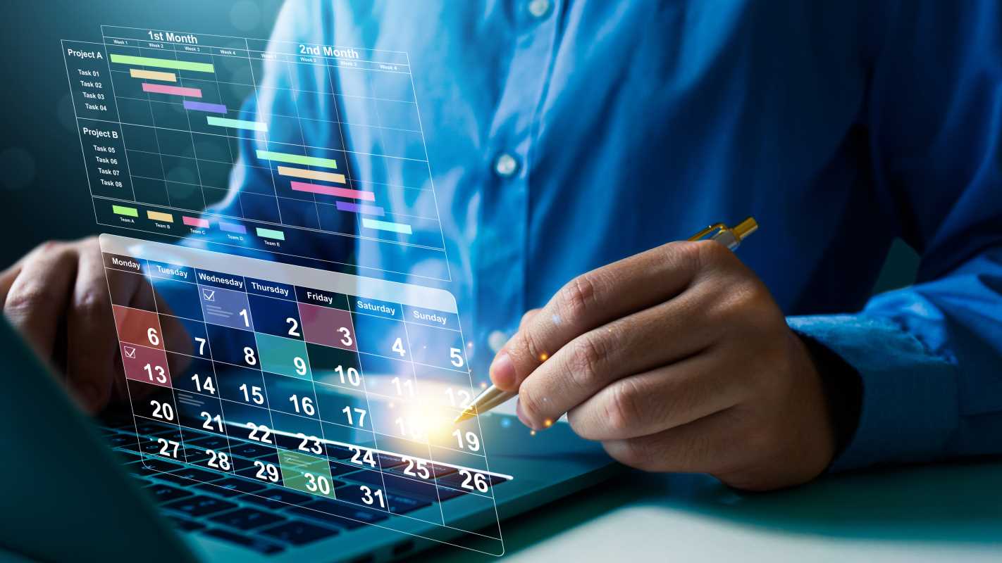 7 Must-Have Gadgets That Streamline a Nonstop Schedule